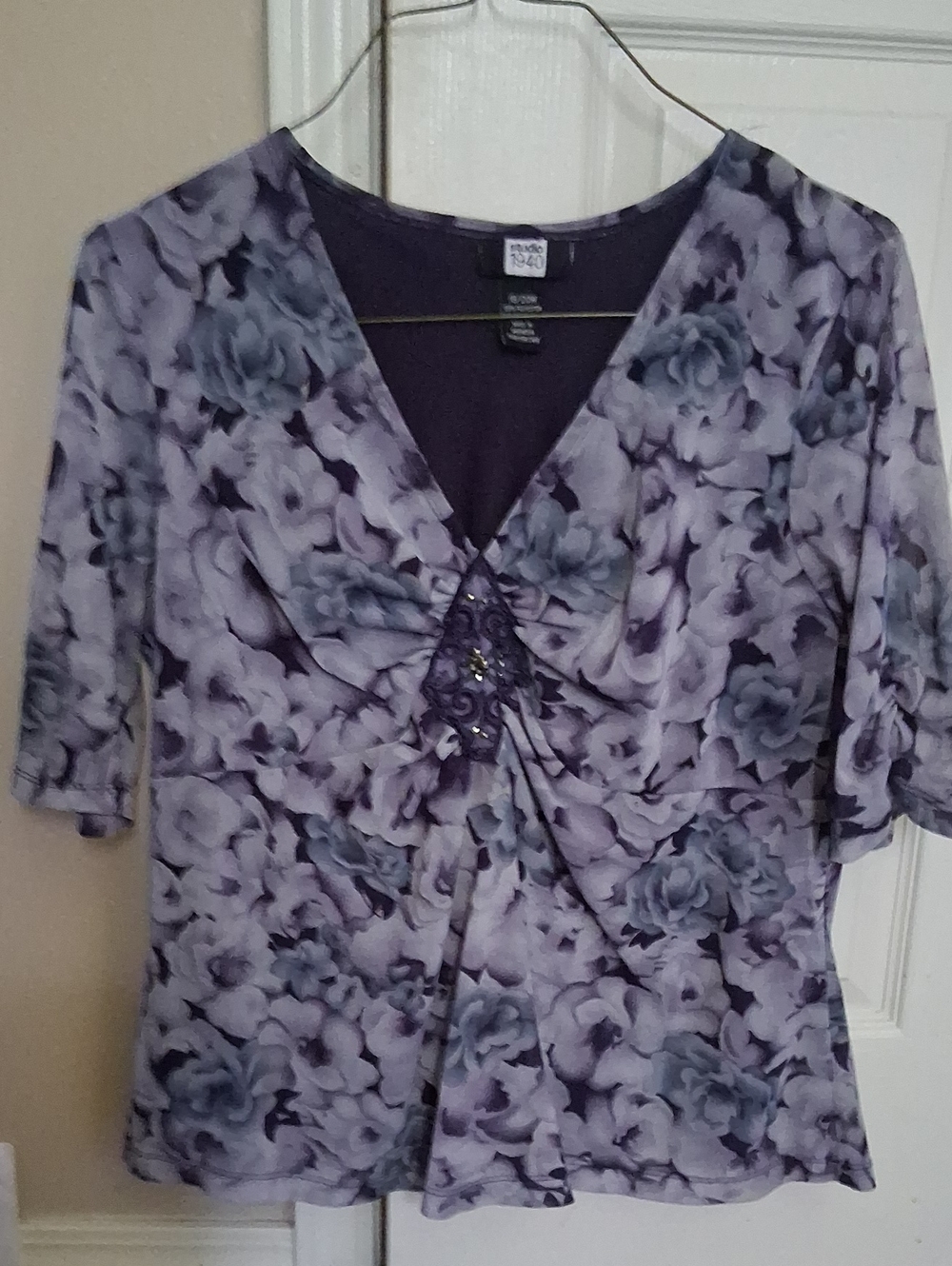 Studio I Purple Floral V-Neck Embellished Top